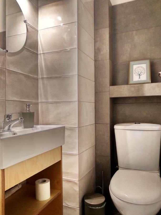 DARSISS 2 - Museum Apartment Atenas Exterior foto